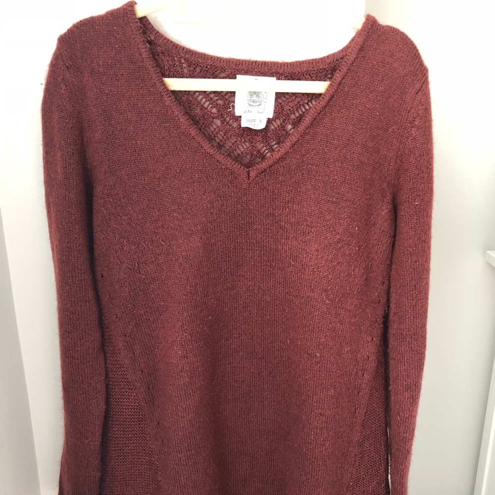 Maroon cozy vneck tunic sweater